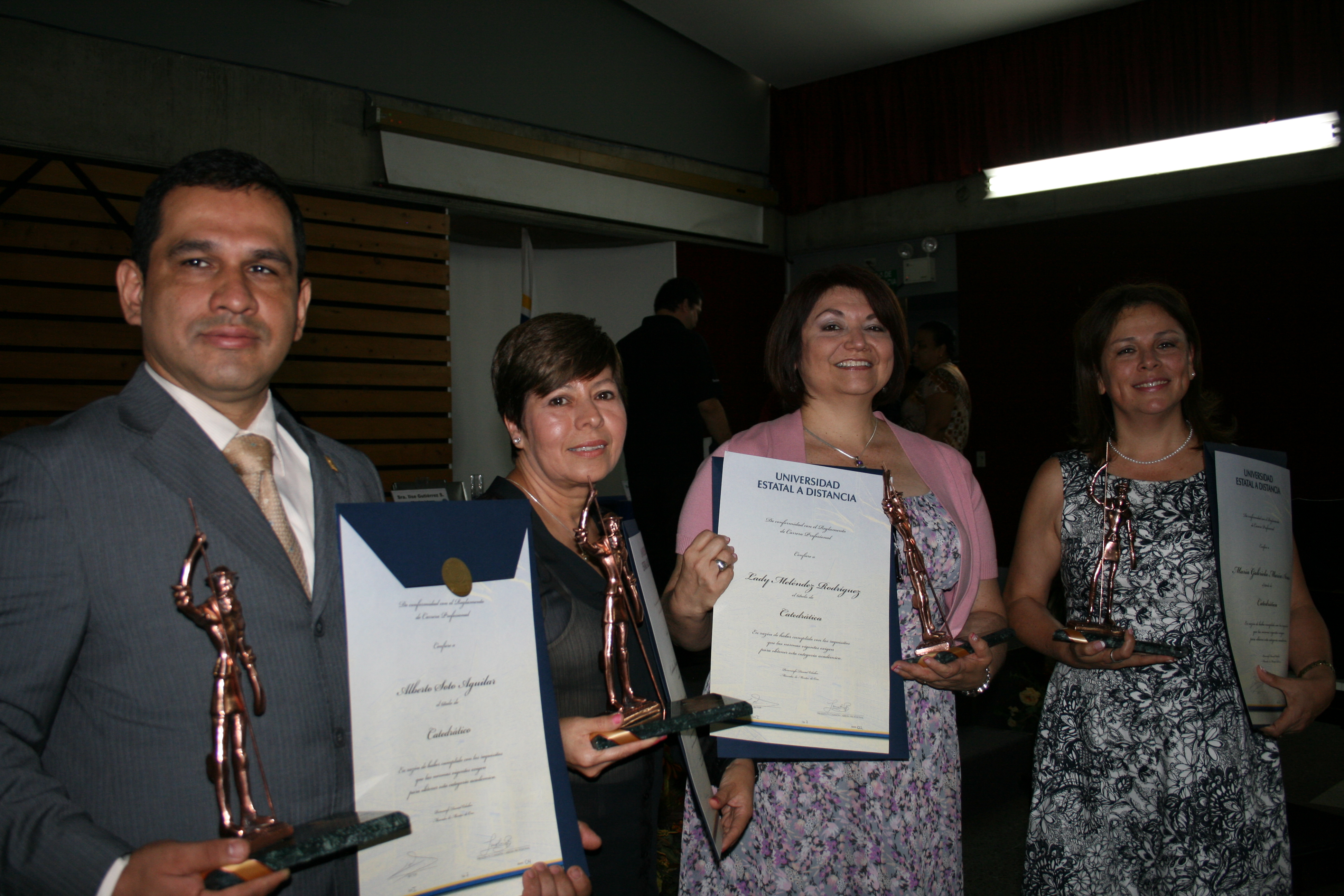 (De izq. a derech) Los catedráticos Alberto Soto, Carolina Godoy, Lady Meléndez y María Gabriela Marín.